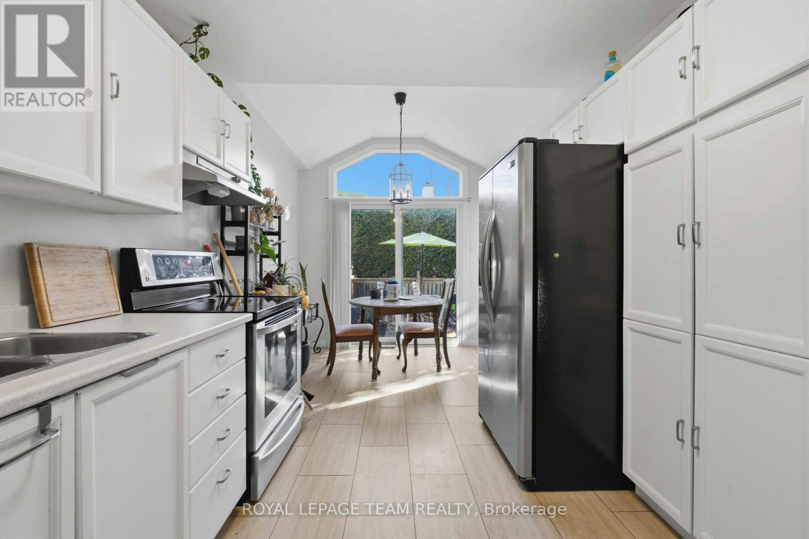 62 Springwater Drive, Ottawa, ON, K2M 1X6 - 8