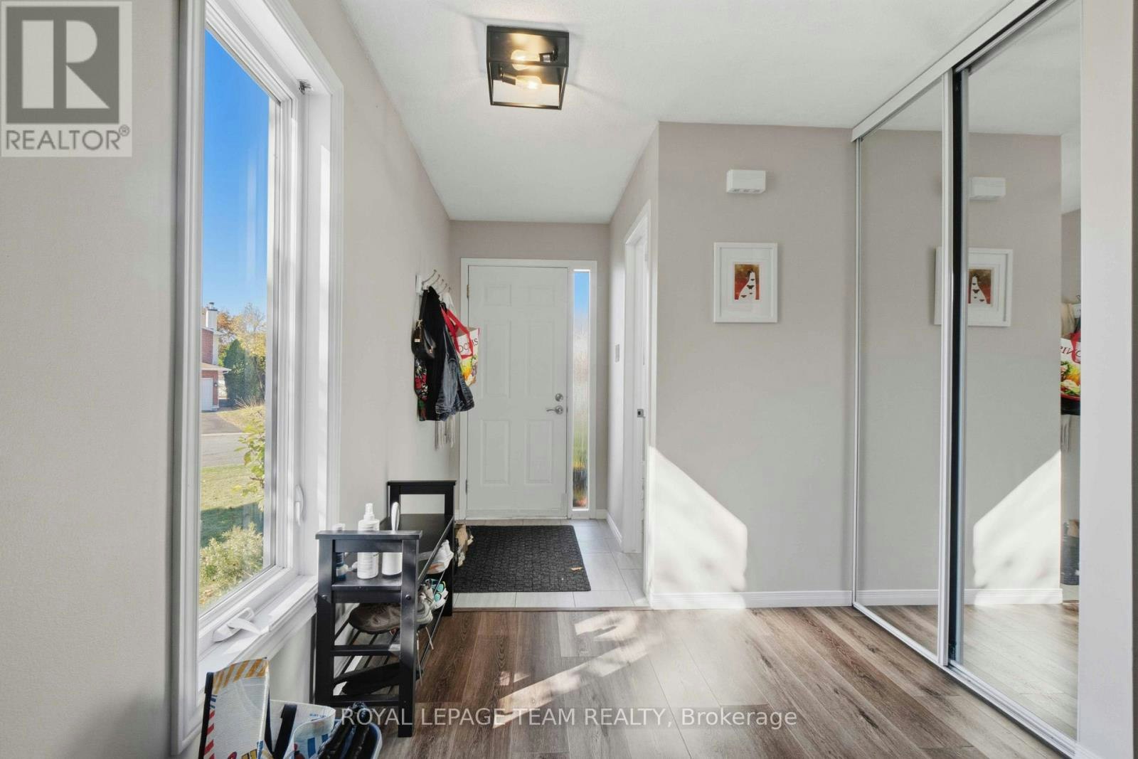 62 Springwater Drive, Ottawa, ON, K2M 1X6 - 2