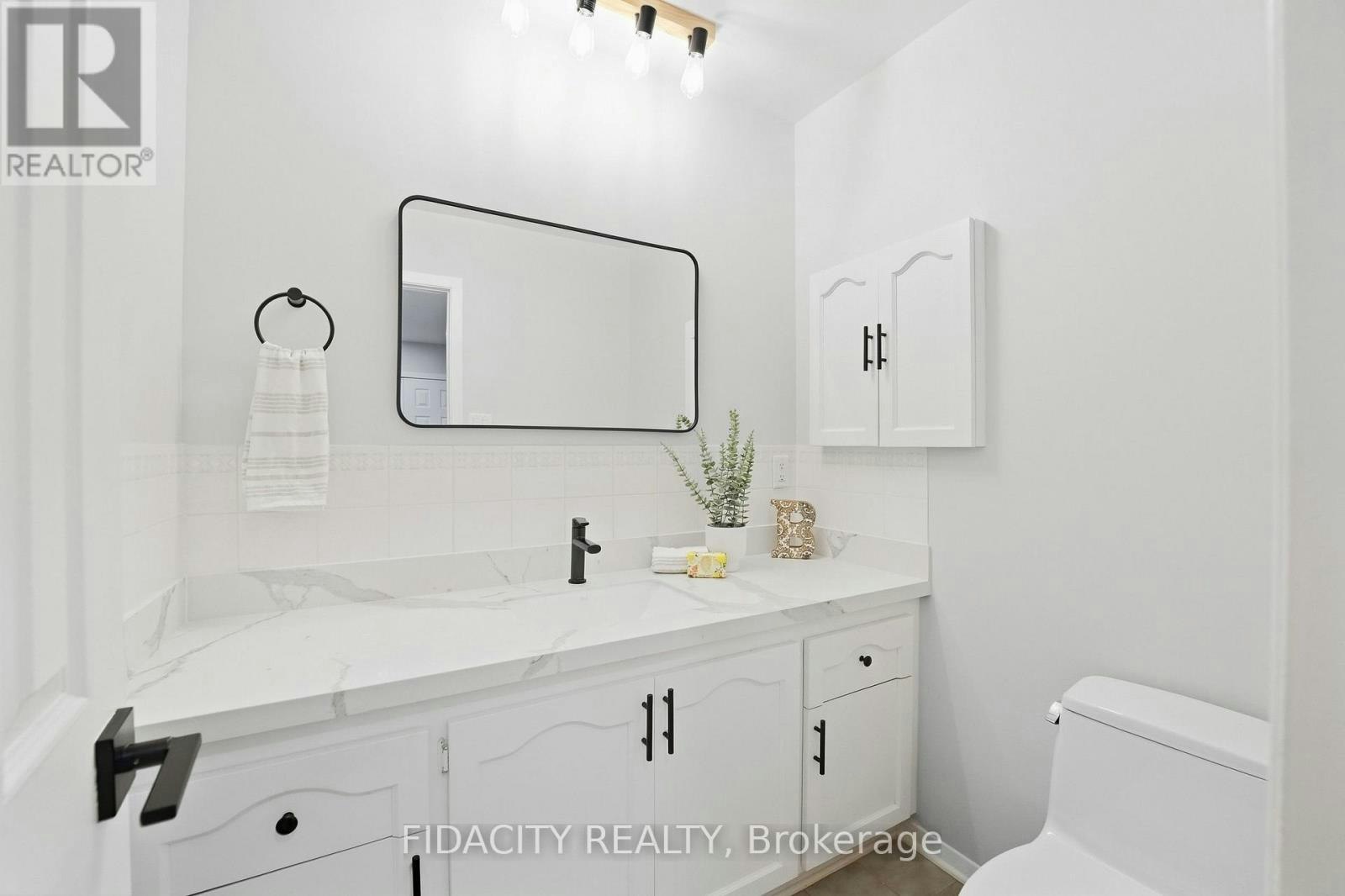 36 Beverly Street, Ottawa, ON, K2S 0S2 - 22