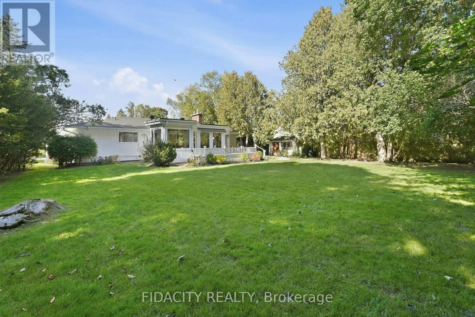 36 Beverly Street, Ottawa, ON, K2S 0S2 - 4