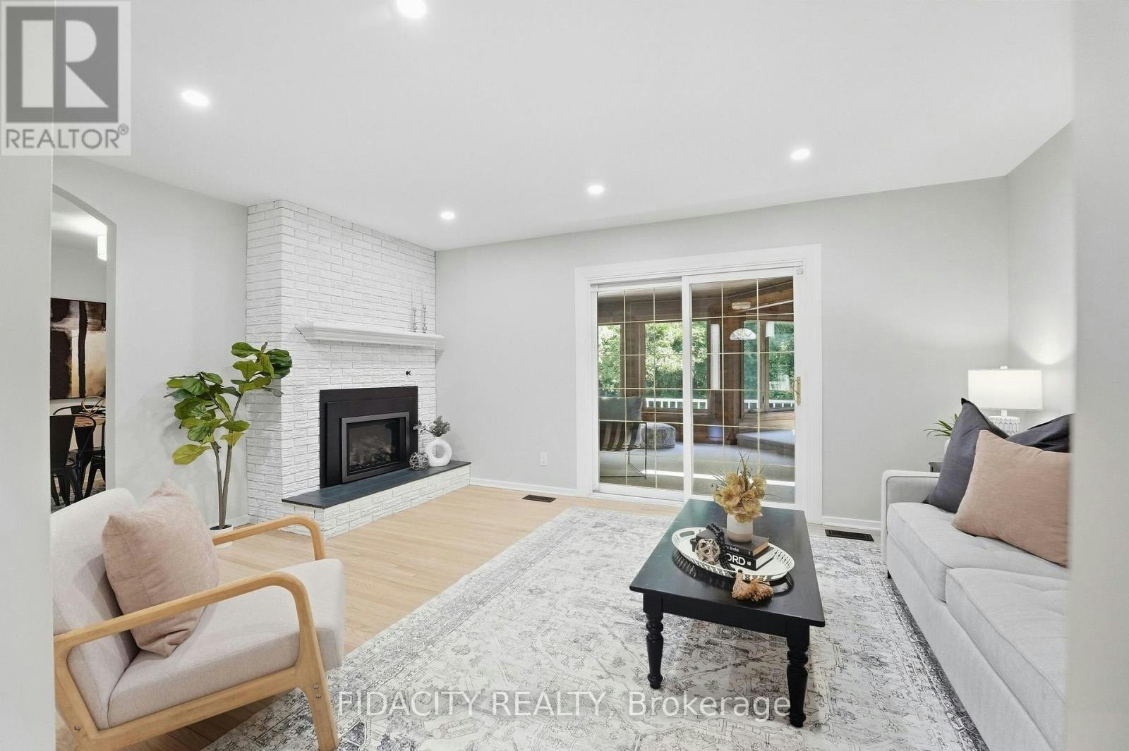 36 Beverly Street, Ottawa, ON, K2S 0S2 - 7
