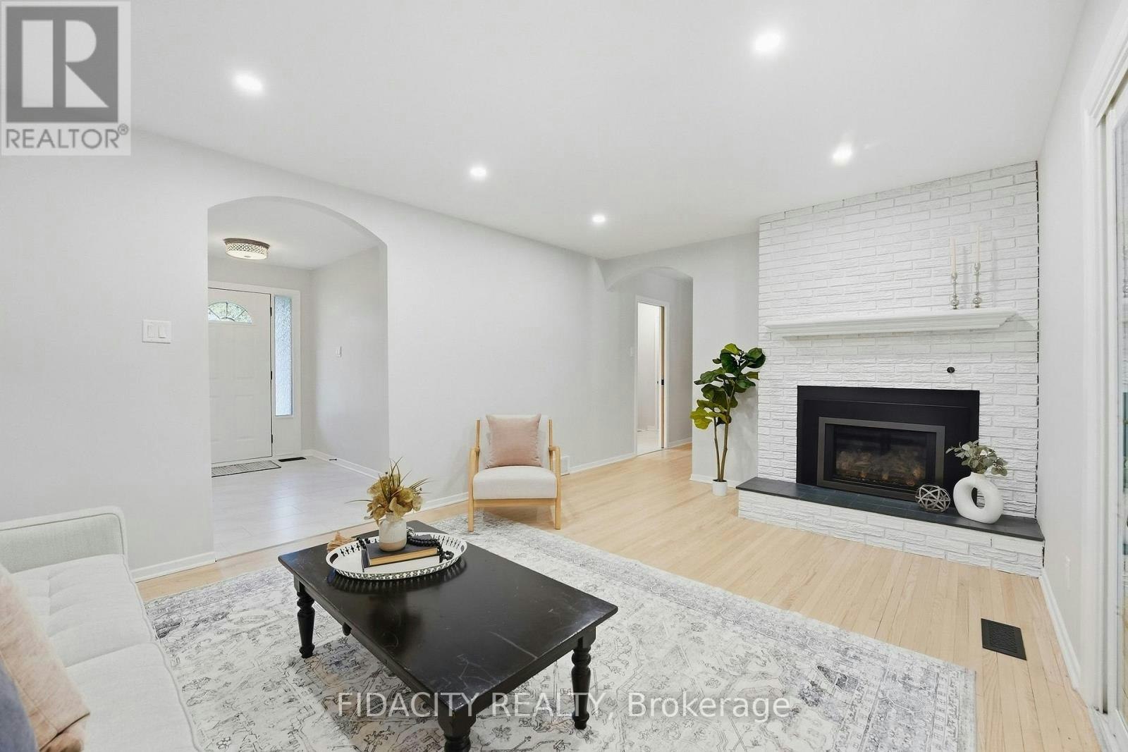 36 Beverly Street, Ottawa, ON, K2S 0S2 - 6