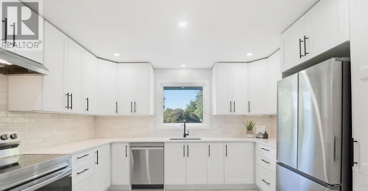 36 Beverly Street, Ottawa, ON, K2S 0S2 - 10