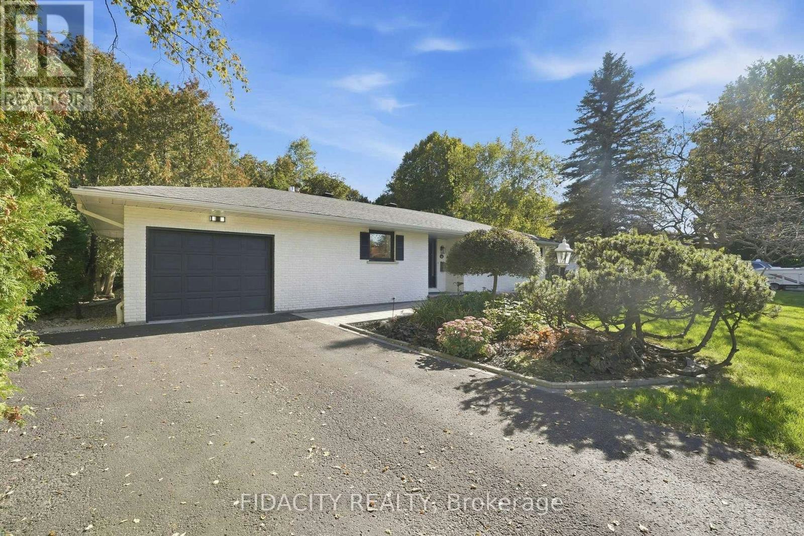 36 Beverly Street, Ottawa, ON, K2S 0S2 - 3