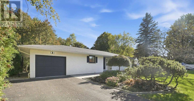 36 Beverly Street, Ottawa, ON, K2S 0S2 - 3