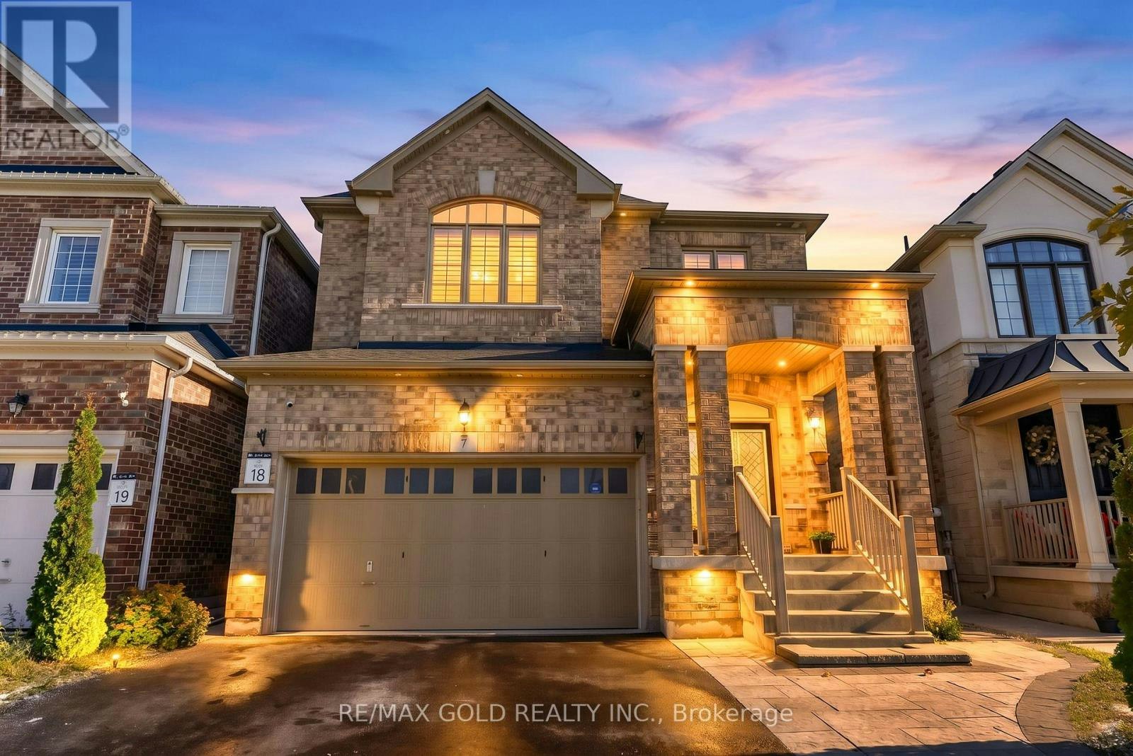7 Vetch Street, Brampton, ON, L6Y 0E3