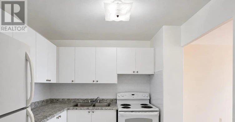 704-1665 Bloor Street E, Mississauga, ON, L4X 1S4 - 4
