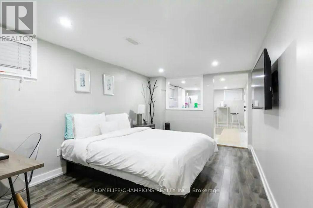 BSMT-112 Springhurst Avenue, Toronto, ON, M6K 1C1 - 15