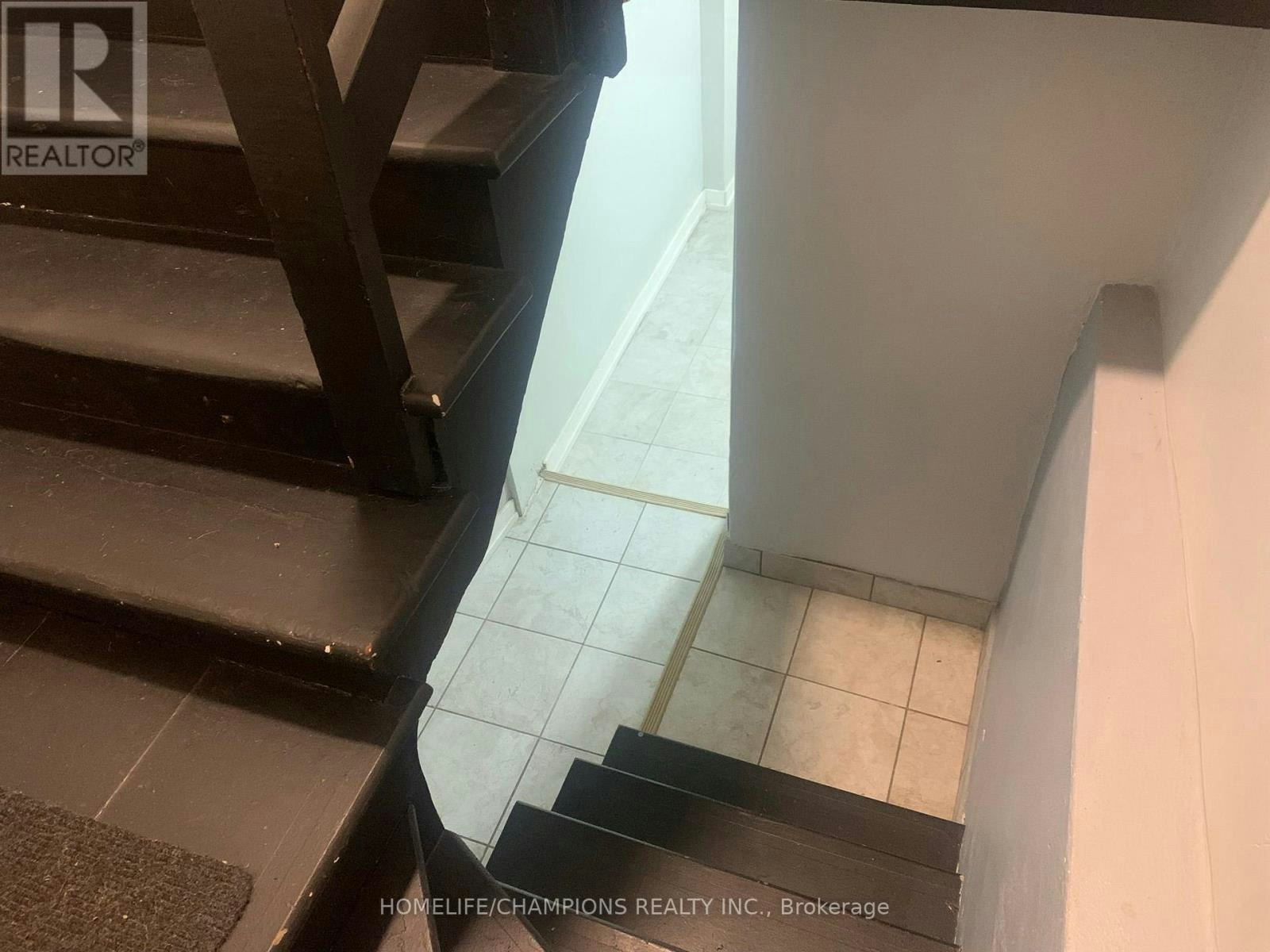 BSMT-112 Springhurst Avenue, Toronto, ON, M6K 1C1 - 16