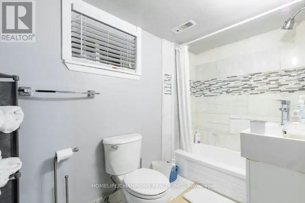 BSMT-112 Springhurst Avenue, Toronto, ON, M6K 1C1 - 8