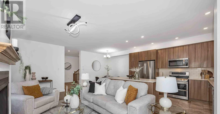 859 Solarium Avenue E, Ottawa, ON, K4M 0H1 - 8