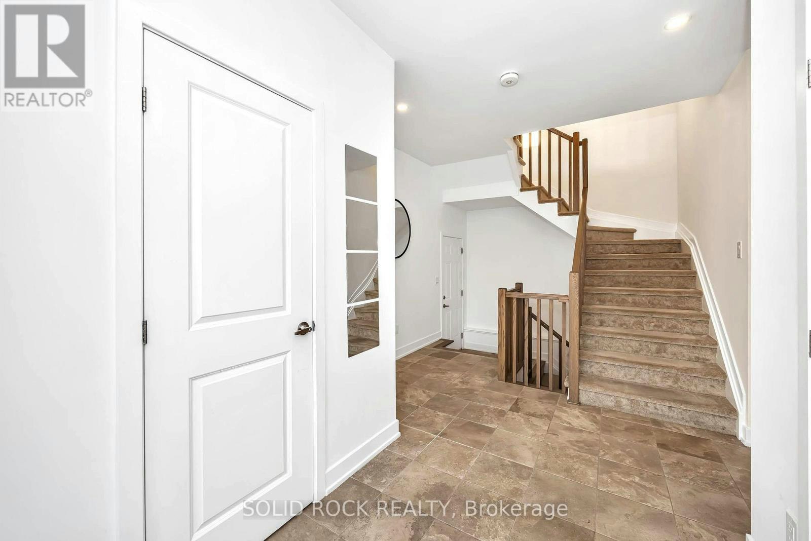 859 Solarium Avenue E, Ottawa, ON, K4M 0H1 - 5