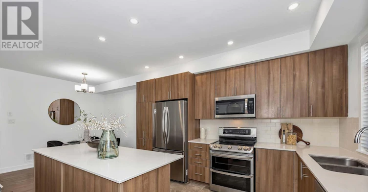 859 Solarium Avenue E, Ottawa, ON, K4M 0H1 - 9