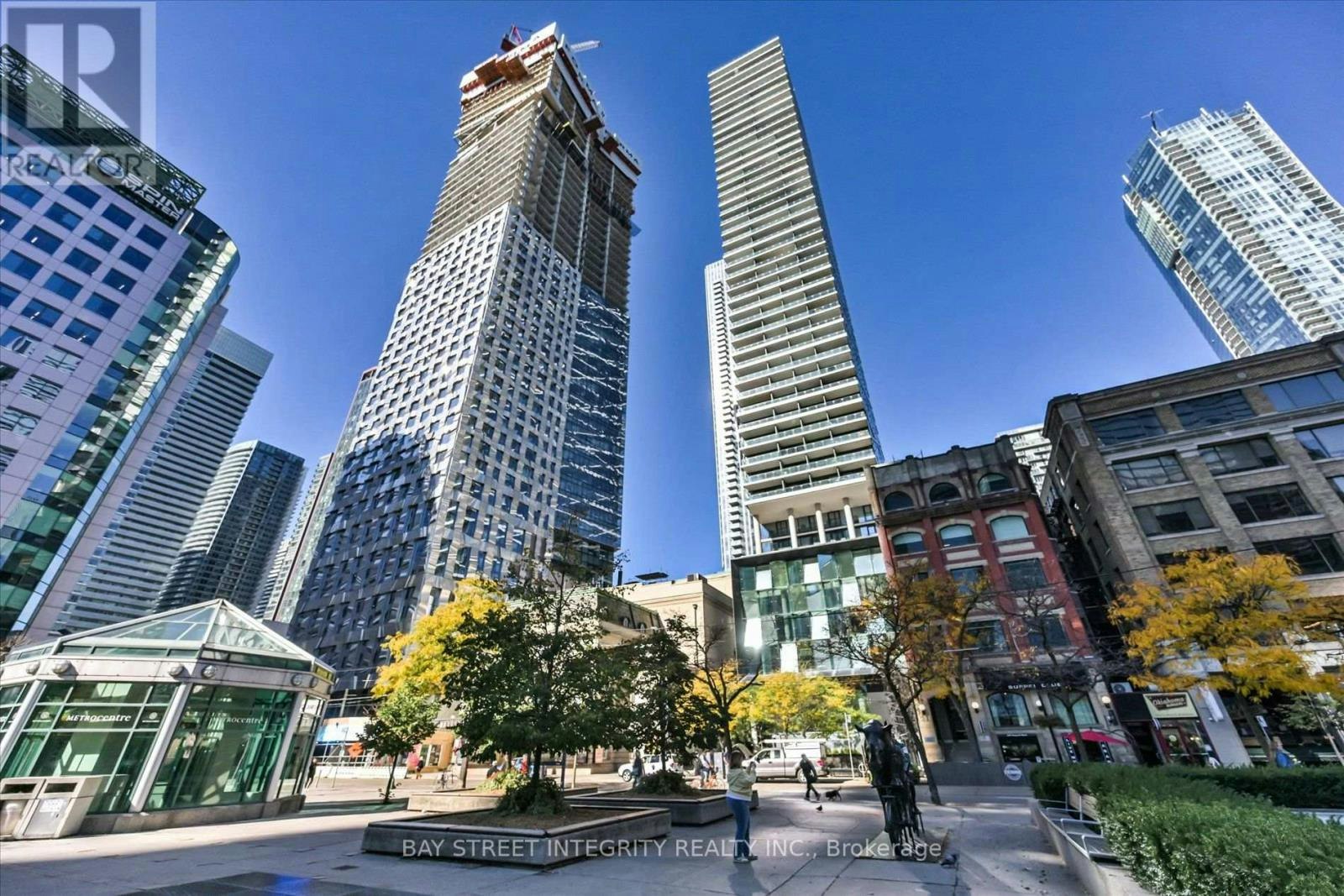 1403-224 King Street W, Toronto, ON, M5H 0A6