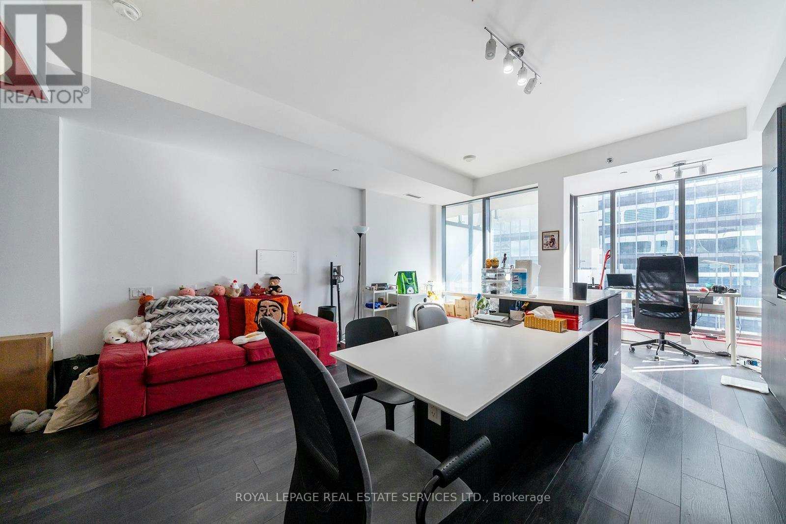 3704-5 St. Joseph Street, Toronto, ON, M4Y 1J6 - 10