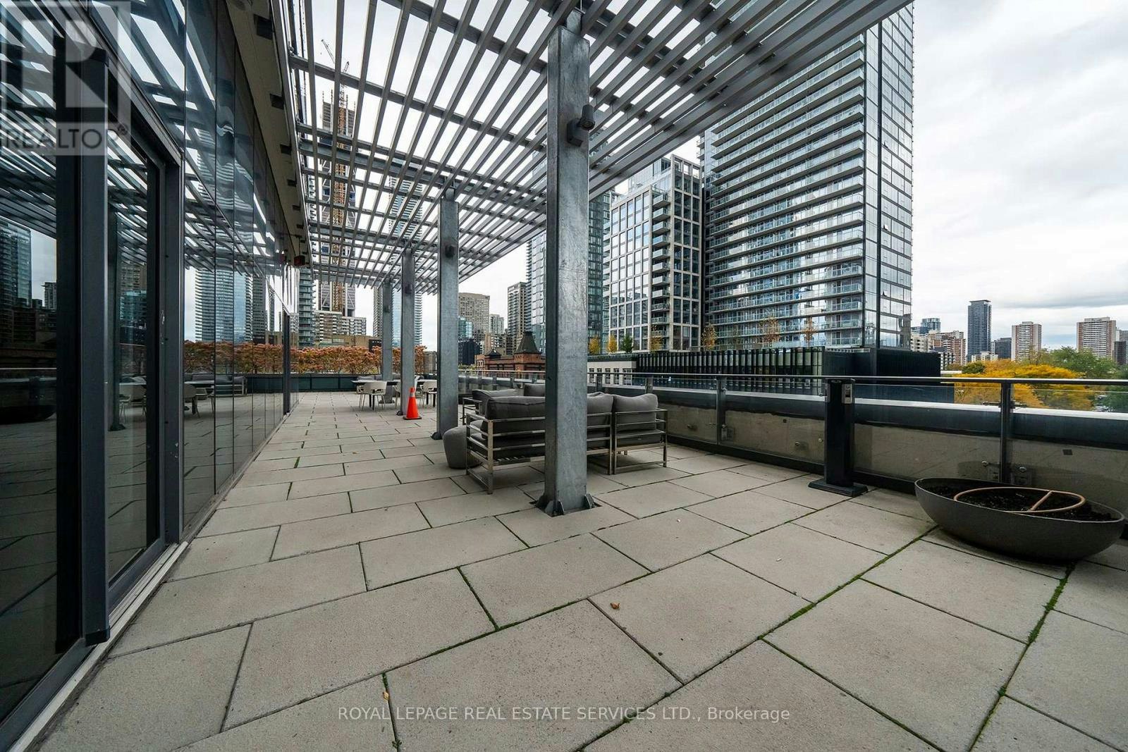 3704-5 St. Joseph Street, Toronto, ON, M4Y 1J6 - 27