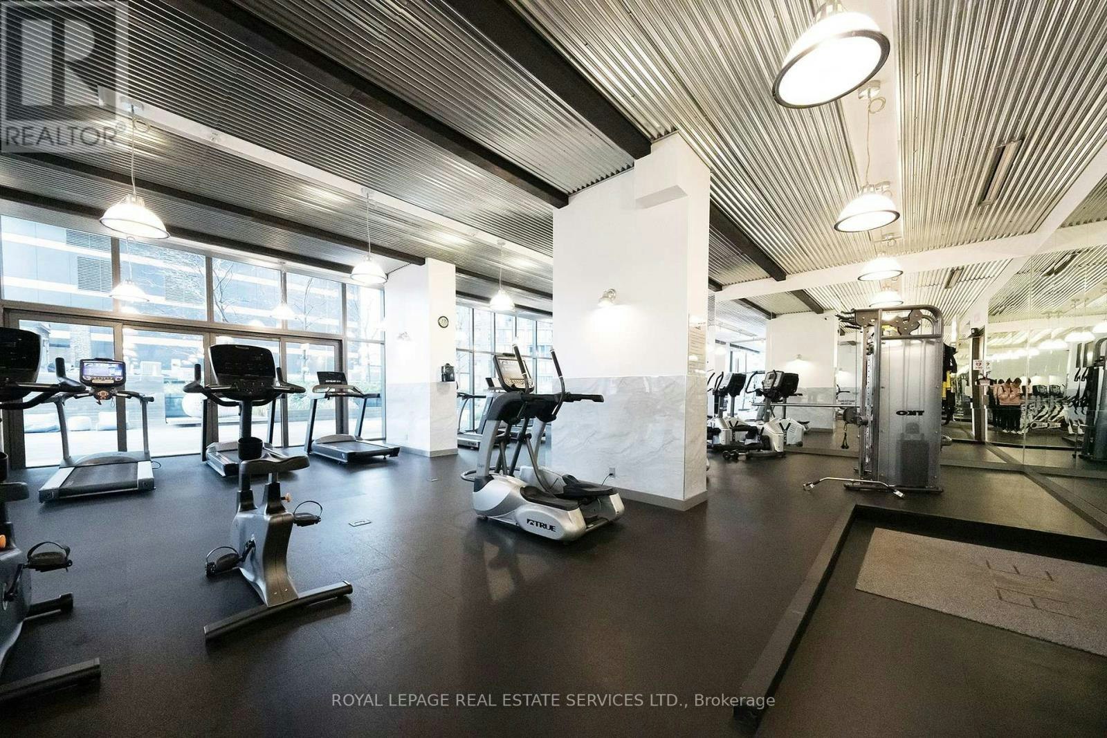 3704-5 St. Joseph Street, Toronto, ON, M4Y 1J6 - 23