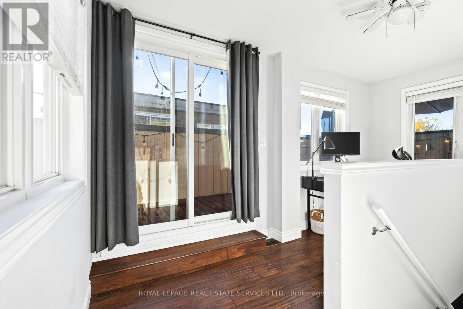 2453 Scholars Common, Burlington, ON, L7P 2W2 - 35