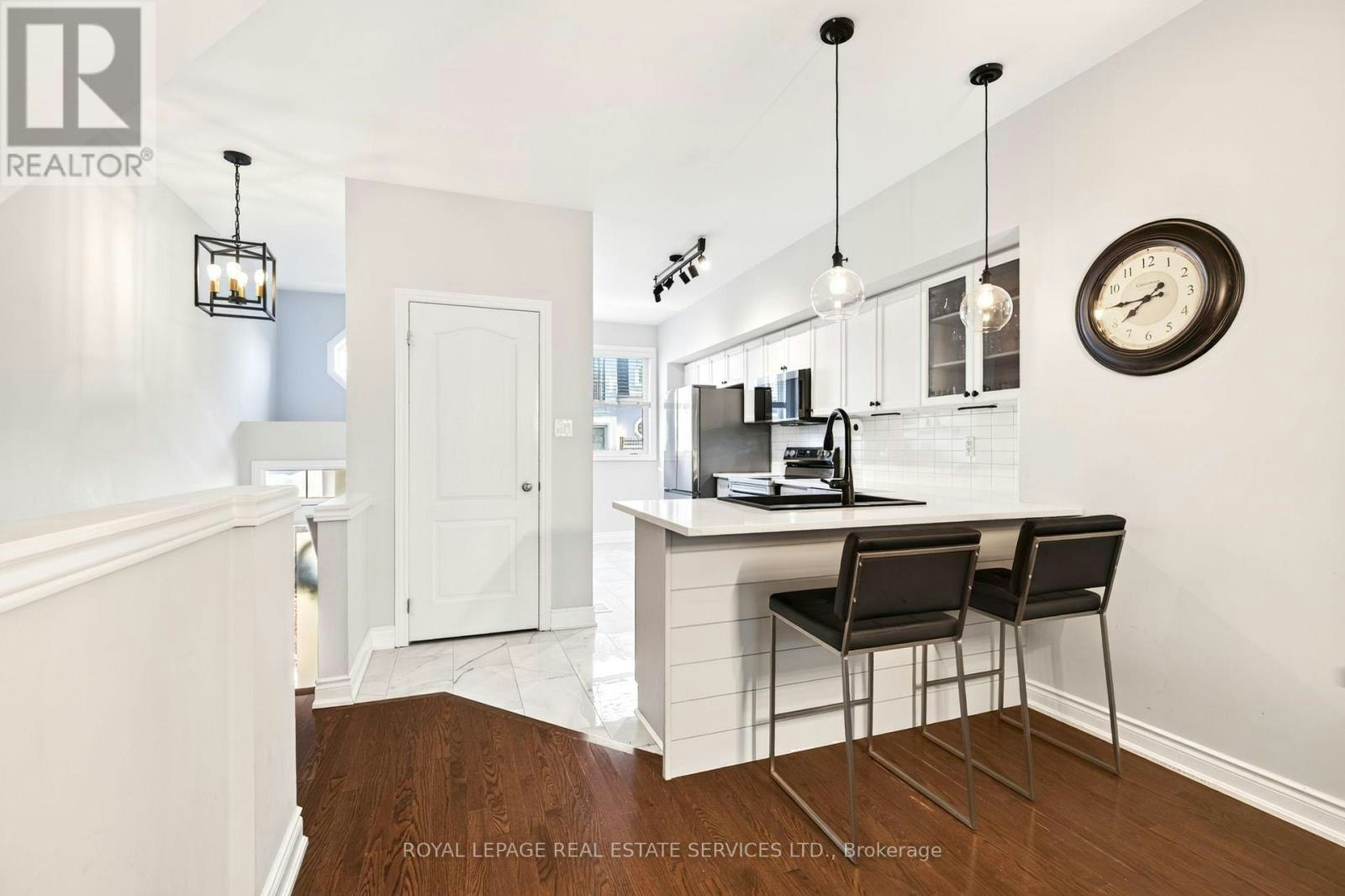 2453 Scholars Common, Burlington, ON, L7P 2W2 - 5