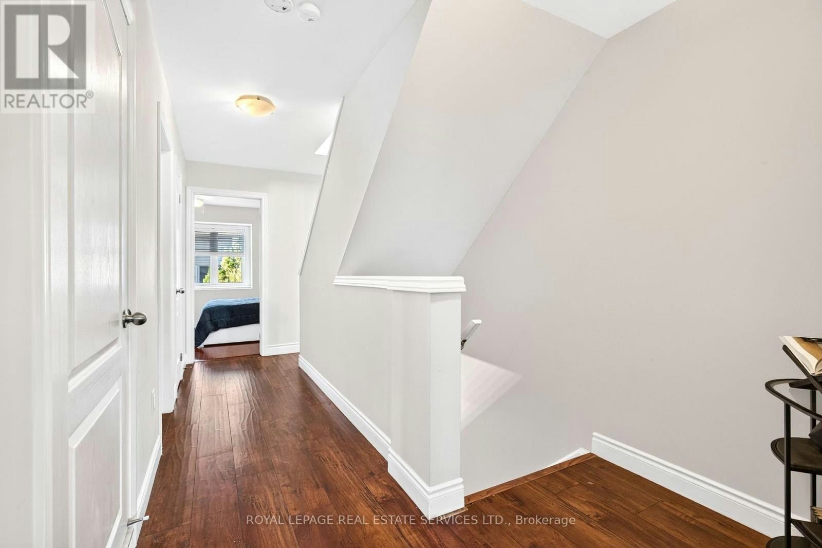 2453 Scholars Common, Burlington, ON, L7P 2W2 - 21