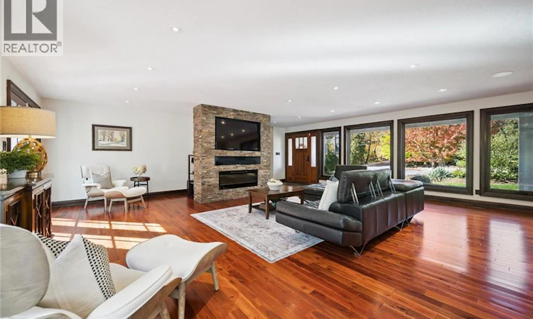 11 Maple Hill Drive