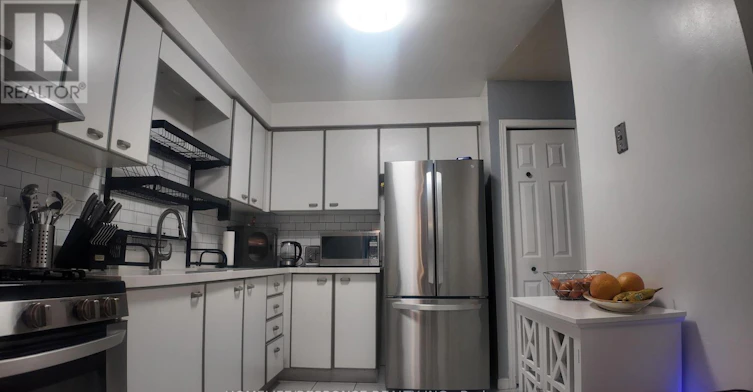 136 Essling Avenue, Hamilton, ON, L9B 2H9 - 8