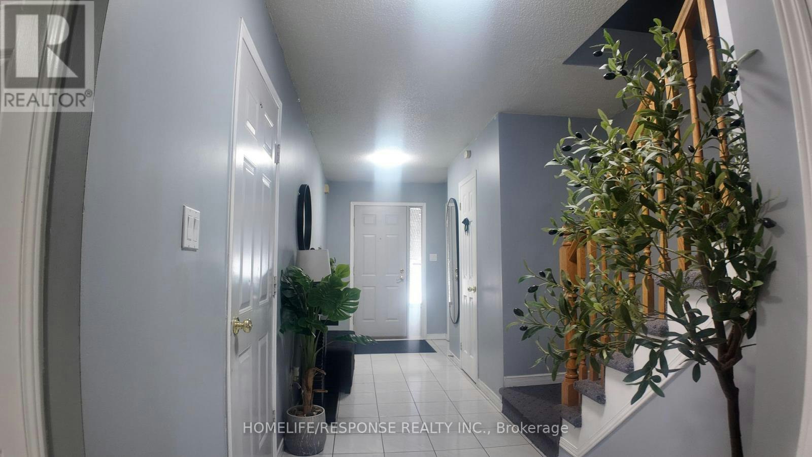 136 Essling Avenue, Hamilton, ON, L9B 2H9 - 2
