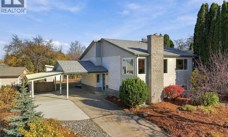 1923 Gladstone Drive