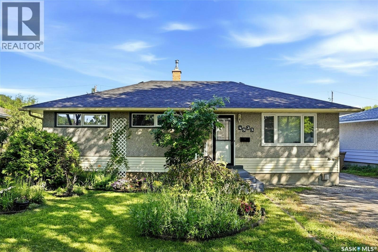 4523 England Road, Regina, SK, S4R 4P6