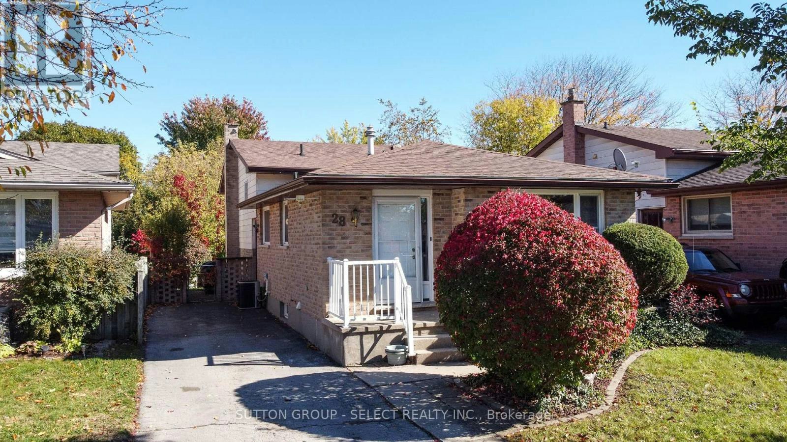 28 Corinth Court, London, ON, N5Y 5A8