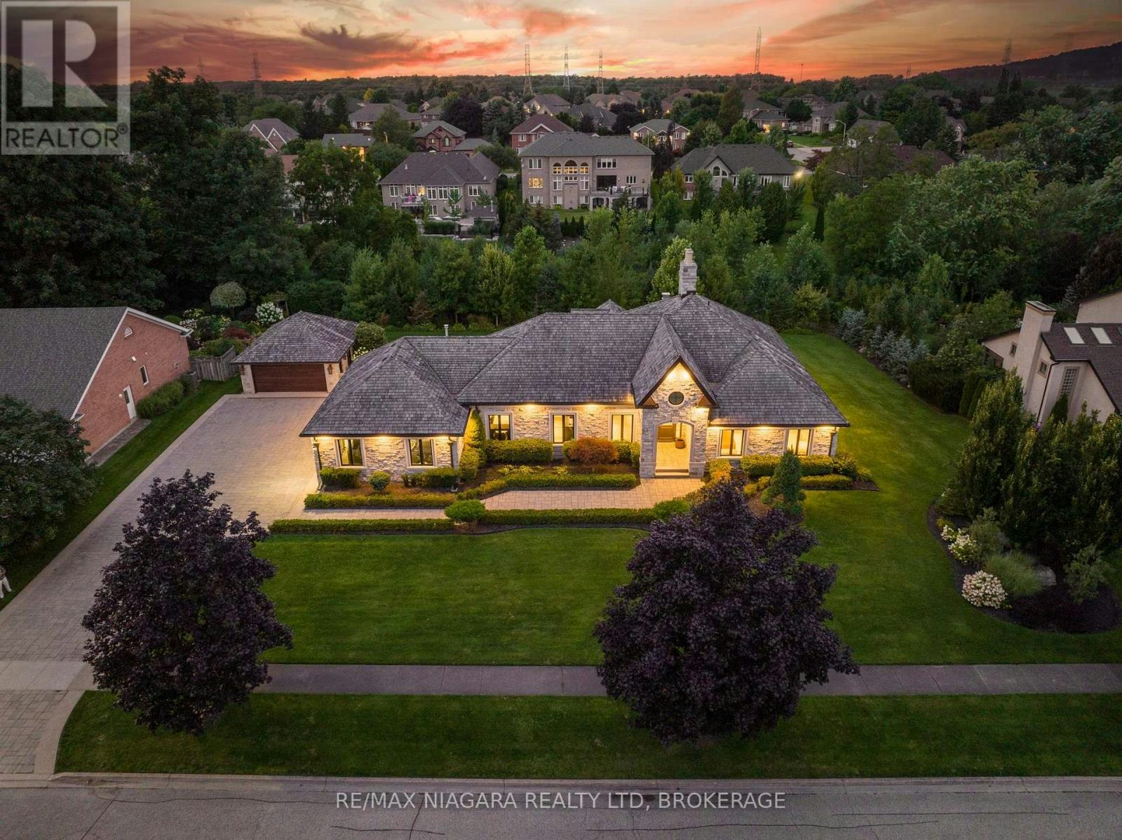 3551 Cardinal Drive, Niagara Falls, ON, L2H 2Y1