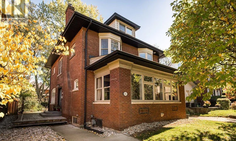 63 Chedoke Avenue