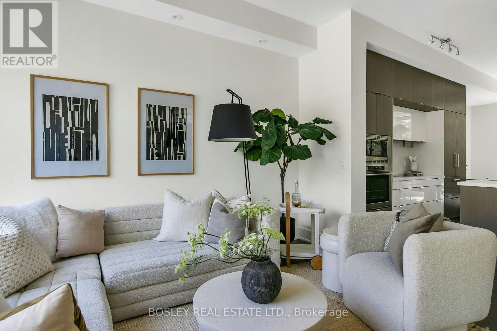 TH05-51 Paul Lane Gardens, Toronto, ON, M5T 2H6 - 6