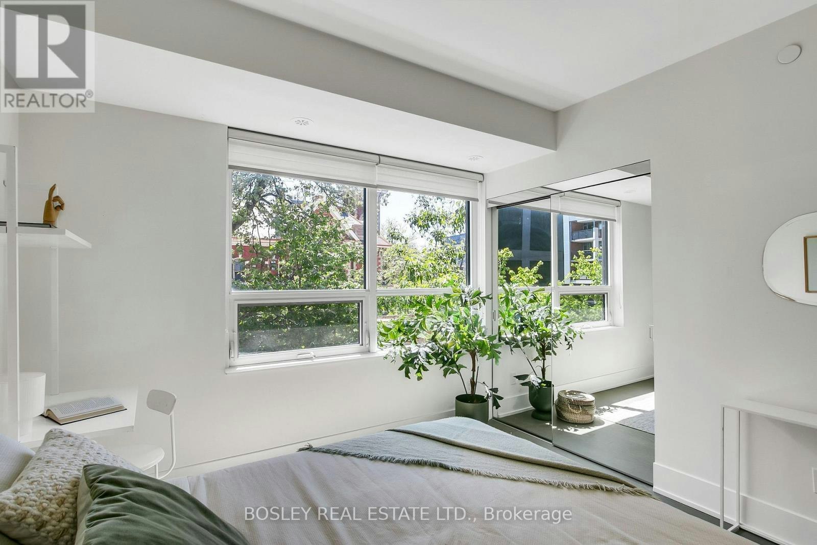 TH05-51 Paul Lane Gardens, Toronto, ON, M5T 2H6 - 20