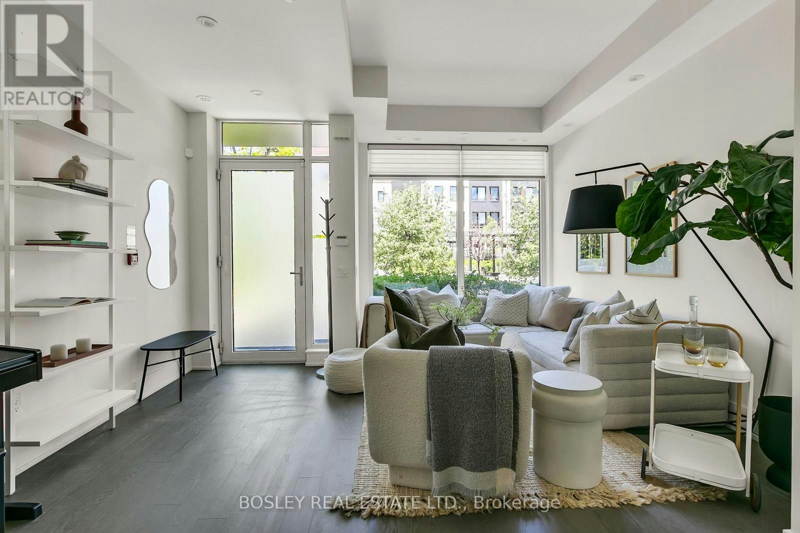 TH05-51 Paul Lane Gardens, Toronto, ON, M5T 2H6 - 2