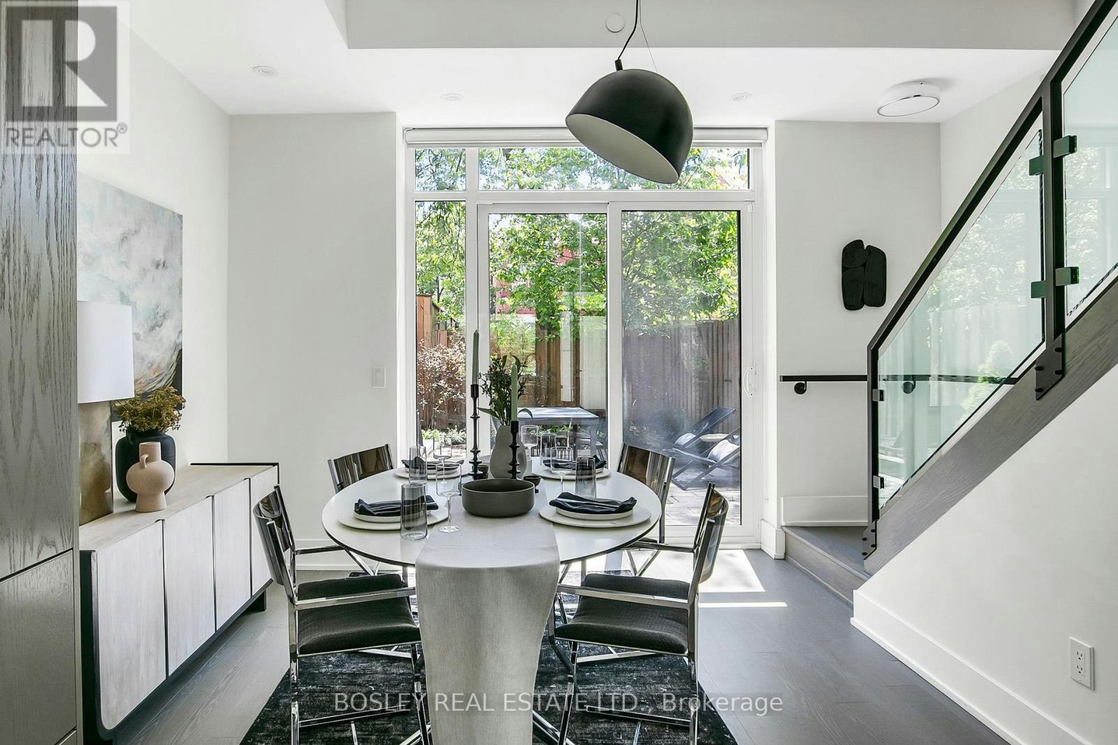 TH05-51 Paul Lane Gardens, Toronto, ON, M5T 2H6 - 16