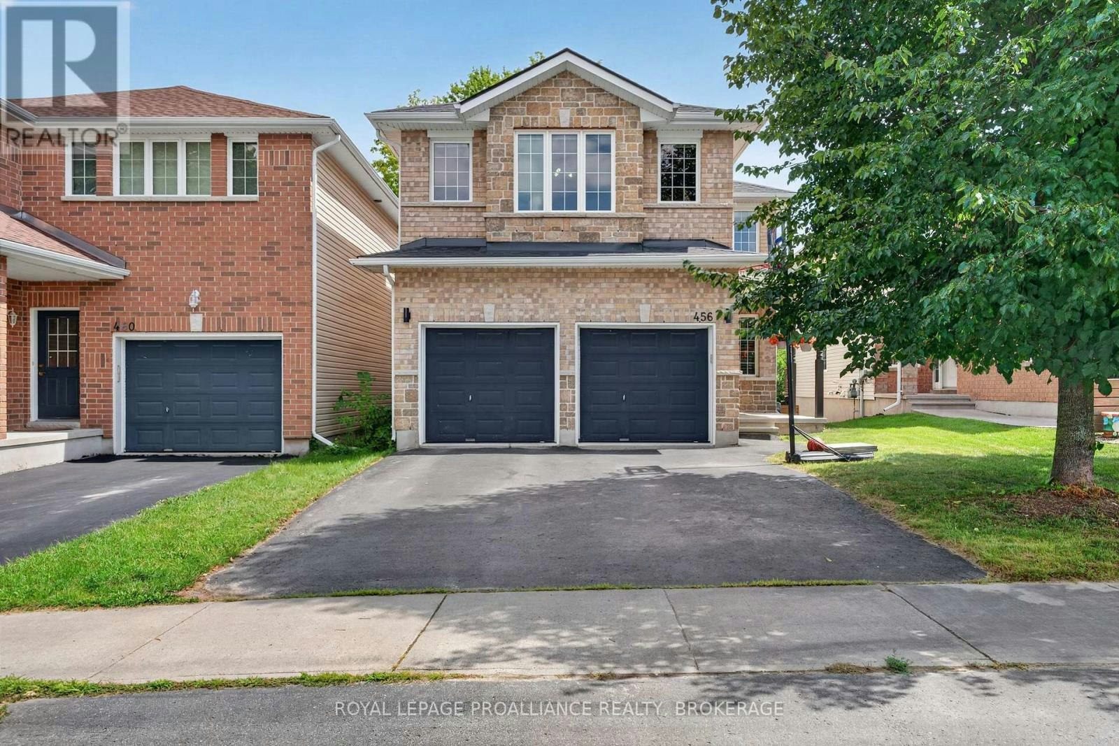 456 Conservatory Drive, Kingston, ON, K7M 9C8