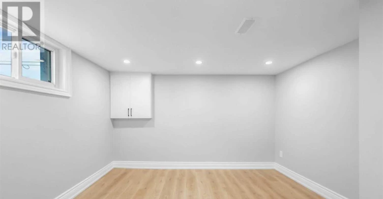 135 Central Park Boulevard N, Oshawa, ON, L1G 5Y6 - 9