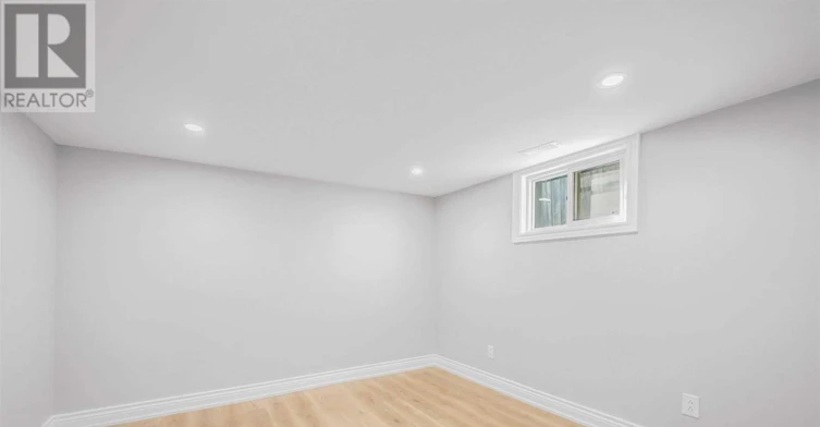 135 Central Park Boulevard N, Oshawa, ON, L1G 5Y6 - 10