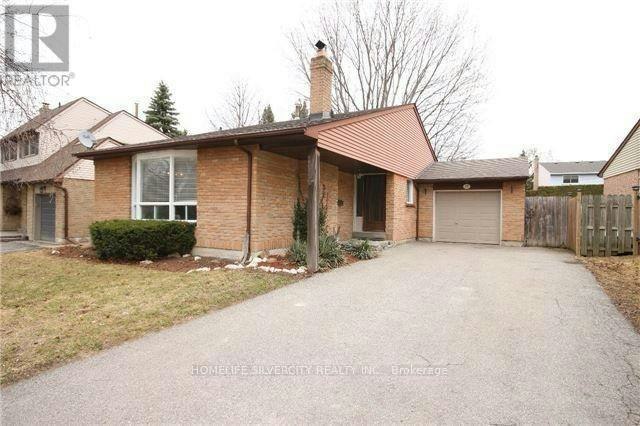 47 Stoddart Drive, Aurora, ON, L4G 2G2