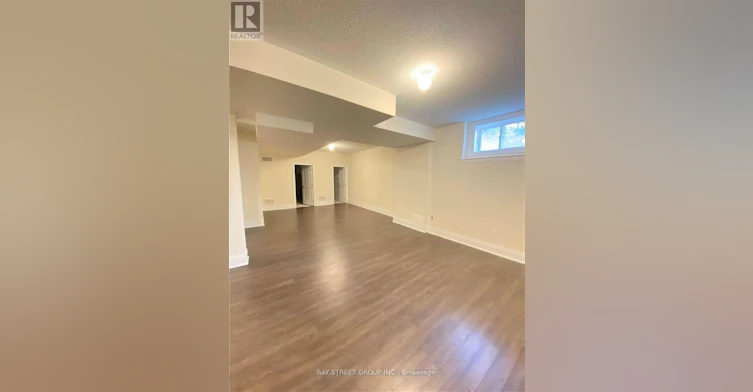 28 Macdonald Court, Richmond Hill, ON, L4E 1E9 - 23