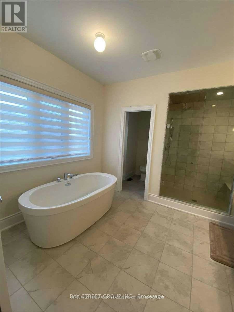 28 Macdonald Court, Richmond Hill, ON, L4E 1E9 - 14