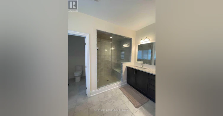 28 Macdonald Court, Richmond Hill, ON, L4E 1E9 - 26