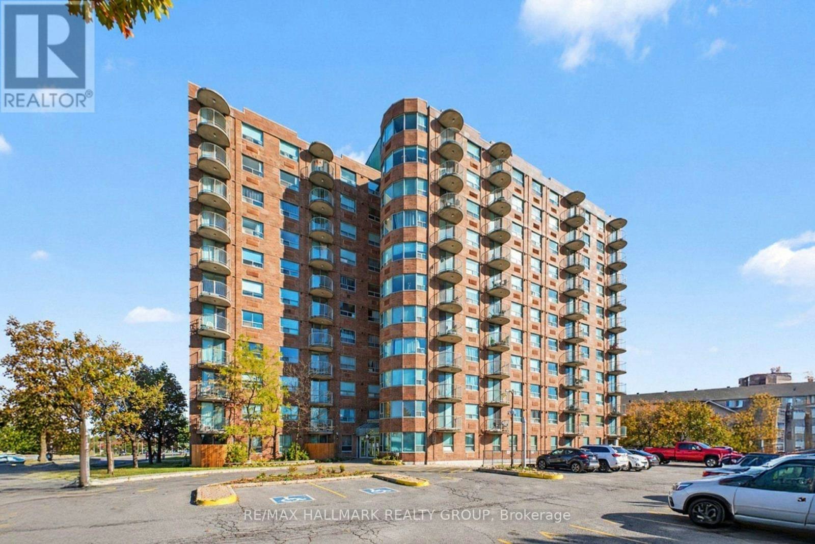 309-1440 Heron Road, Ottawa, ON, K1V 0X2
