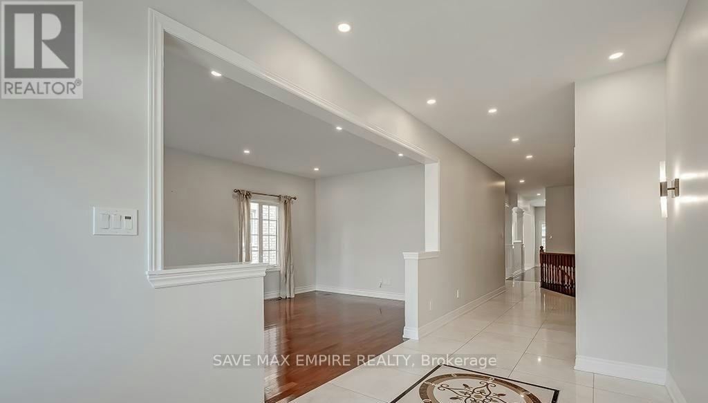 2596 North Ridge Trail, Oakville, ON, L6H 7L5 - 4