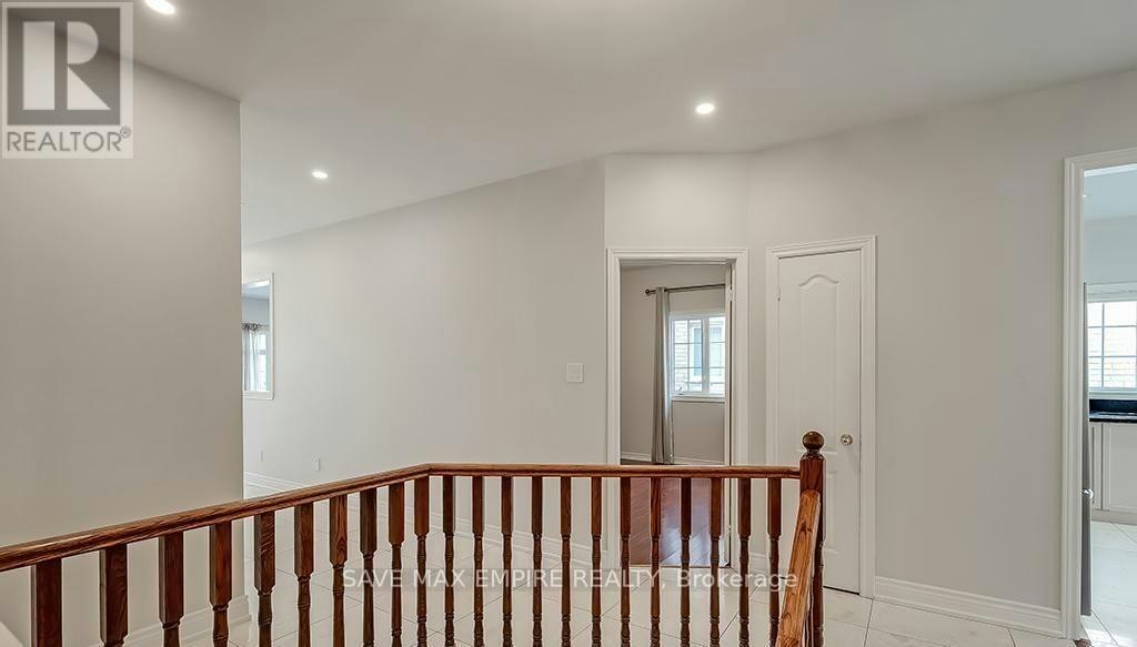 2596 North Ridge Trail, Oakville, ON, L6H 7L5 - 10