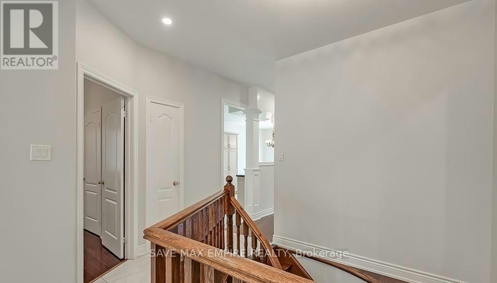 2596 North Ridge Trail, Oakville, ON, L6H 7L5 - 9