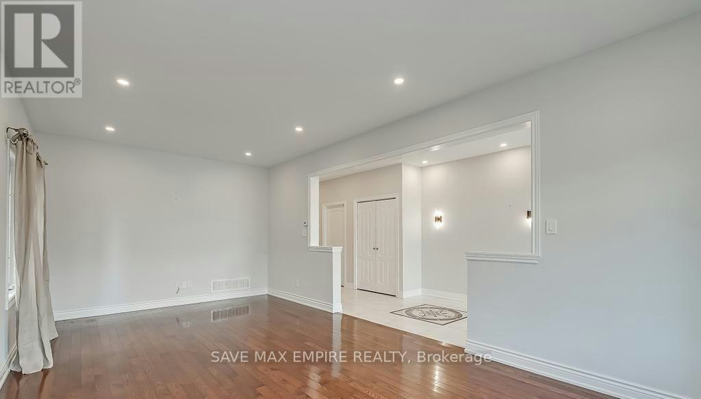 2596 North Ridge Trail, Oakville, ON, L6H 7L5 - 7