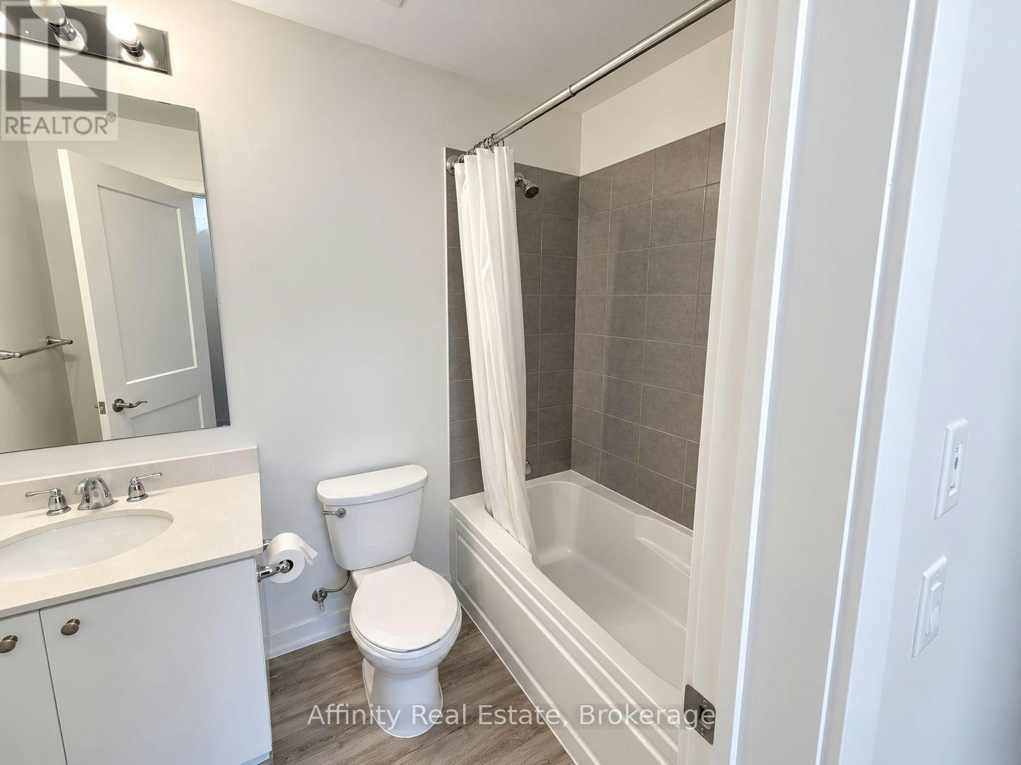 212-251 Northfield Drive E, Waterloo, ON, N2J 4G8 - 22