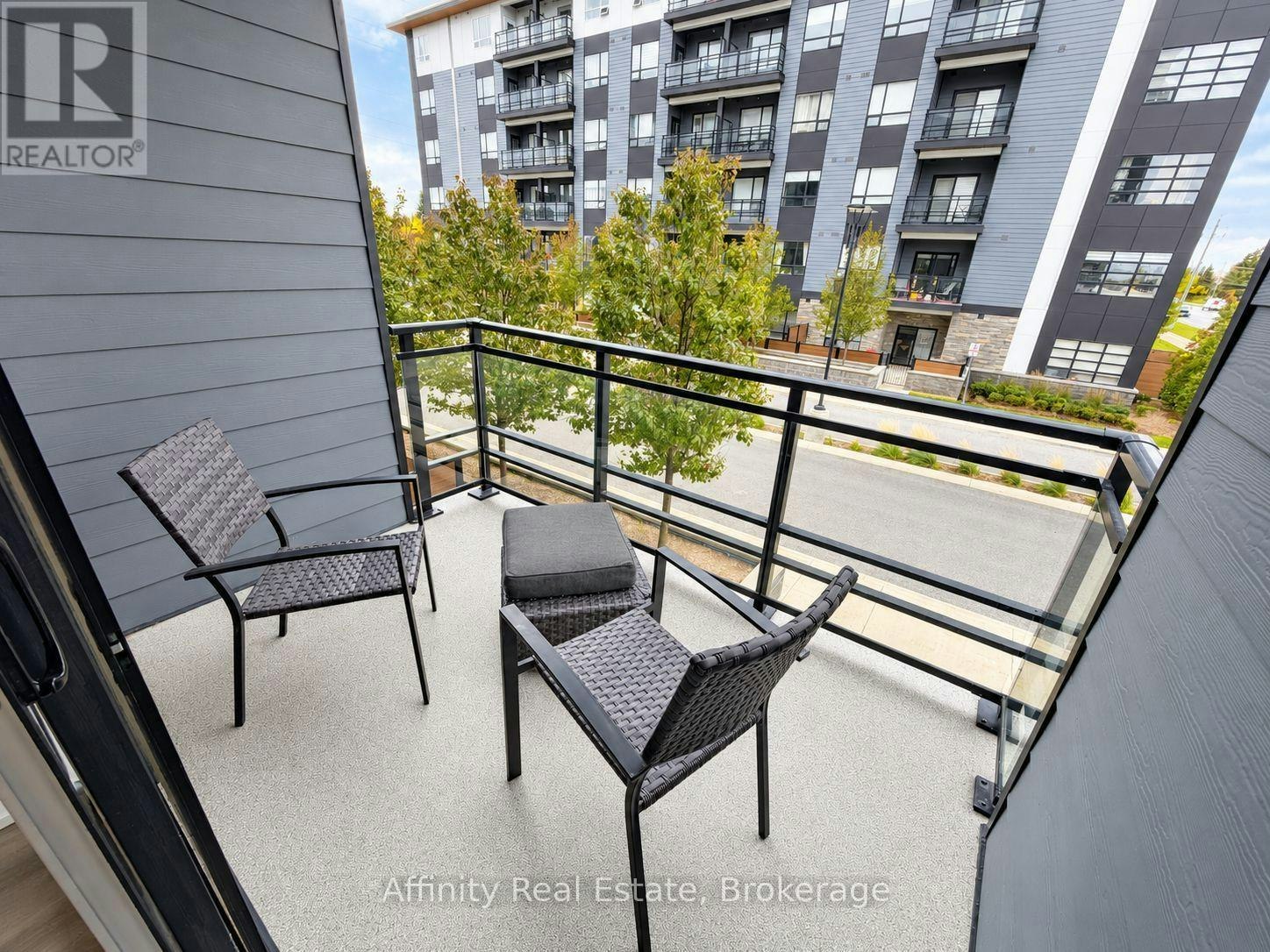 212-251 Northfield Drive E, Waterloo, ON, N2J 4G8 - 24